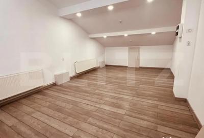 Spațiu comercial, de 240 mp, în George Enescu - 16