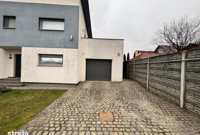 Casă cu 6 camere cu Teren 550 Mp în Groși - 3