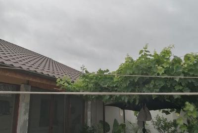 Apartament cu 3 camere în Bărboși - 2