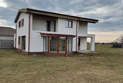 Casă cu 4 camere cu Teren 652 Mp în Nojorid - 20