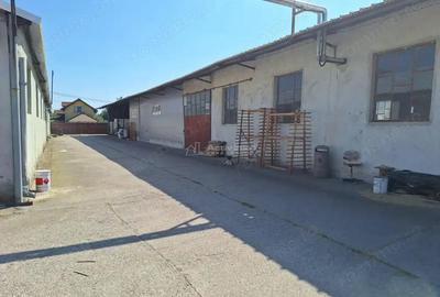 Spațiu comercial, de 1,600 mp, în Central - 8