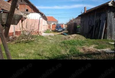 Casă cu 4 camere cu Teren 1080 Mp în Central - 6