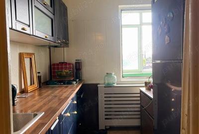 Calea Grivi?ei metrou Grivi?ei - 2