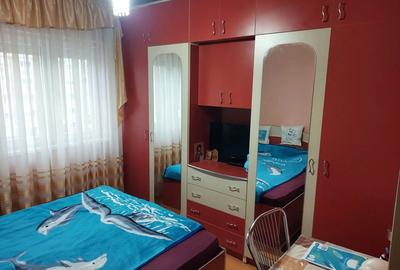 Inchiriez apartament 2 camere zona Lotus Center Nufaru - 1
