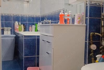 Apartament cu 3 camere semidecomandat în Central - 2