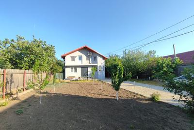 Casă frumoasă de vânzare în Petrachioaia - zonă centrală lângă lac - 14