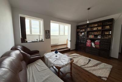 Apartament cu 3 Camere, Terasa de 50 mp si Priveliste Panoramica - 1