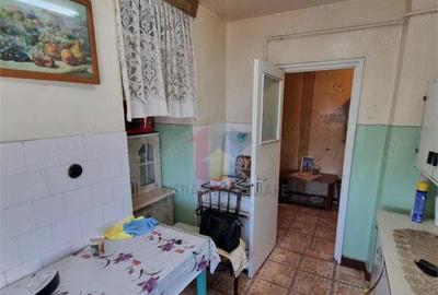 Ap 2 cam conf 1 Hipodrom 53 mp etaj 3 Ap 2 cam conf 1 Hipodrom 53 mp etaj 3 - 4