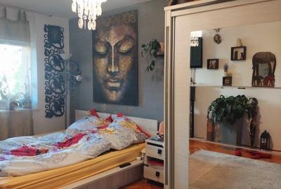 Apartament cu 3 camere decomandate,2 bai,1balcon si 2 boxe - 2