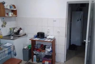 Apartament cu 1 camera decomandat, etaj 3/8, zona Alexandru cel Bun - 6
