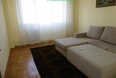 Apartament cu 3 camere semidecomandat, mobilat în Central - 6