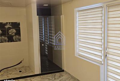 Spațiu comercial, de 250 mp, în Central - 8