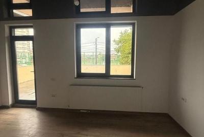 Casă cu 4 camere cu Teren 230 Mp în Central - 2
