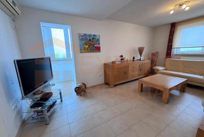 Oportunitate! Apartament 3 camere de vanzare, in Zona Centrala - 1