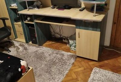 Casă cu 4 camere cu Teren 100 Mp în Central - 1