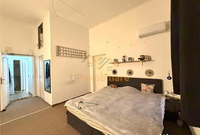 Apartament cu 4 camere semidecomandat în Central - 11