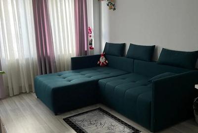 Apartament cu 2 camere decomandat în Titan