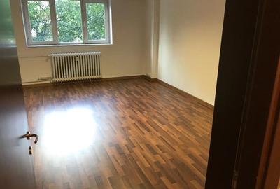 Apartament cu 3 camere decomandat în Unirii - 1