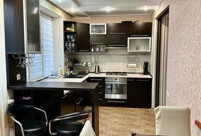 Apartament cu 3 camere în Drumul Taberei - 1