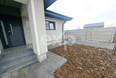 Casă cu 3 camere cu Teren 375 Mp în Vidra - 13