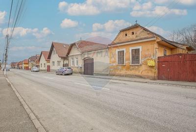 Teren Construcții intravilan de 500 mp, în Central - 3