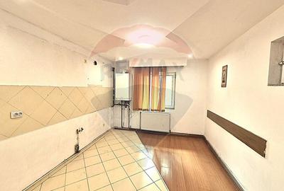 Casa / Vila de vanzare in Serbanesti - 4