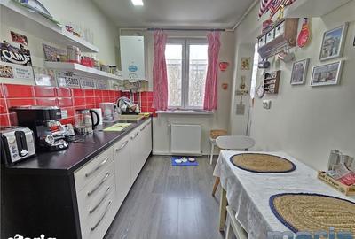 Apartament cu 2 camere decomandat, mobilat în Semicentral - 2