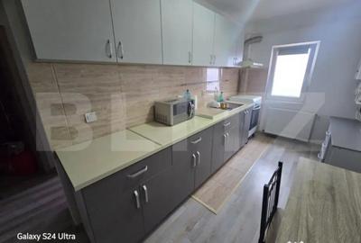 Garsonieră decomandată în 1 Mai