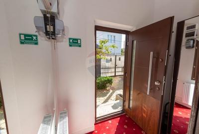 Casa / Vila cu 3 camere de inchiriat strada Pargarilor Stefan cel Mare - 24
