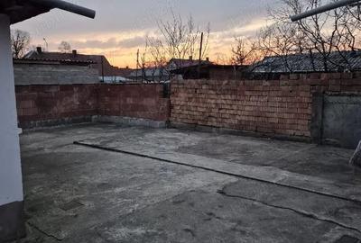 Casă cu 2 camere cu Teren 415 Mp în Oncea - 1