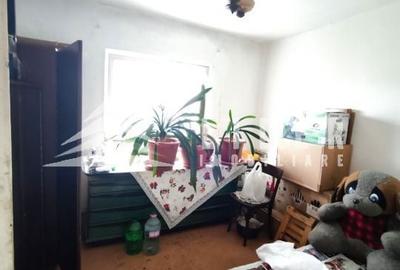 Apartament cu 4 camere decomandat în Dâmbul Rotund