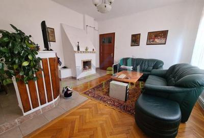 Apartament 4 camere decomandat Centrul Istroric - 3