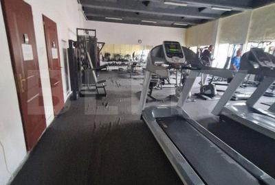 Spațiu comercial, de 581 mp, în Central - 2