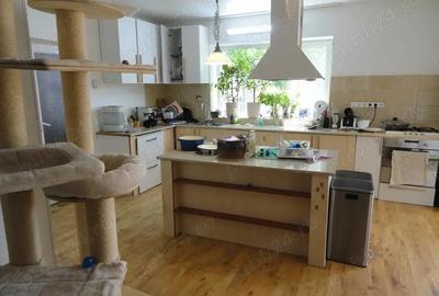 Casă cu 5 camere cu Teren 500 Mp în Central - 18