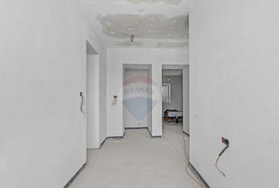 Casă cu 5 camere cu Teren 2834 Mp în Satu Mare - 9