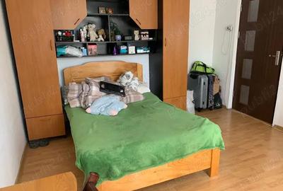 Garsoniera 1 MAI-Ciuperca,decomandata ,etaj 3,centrala - 2