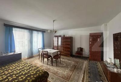 Casă cu 3 camere cu Teren 3340 Mp în Central - 4