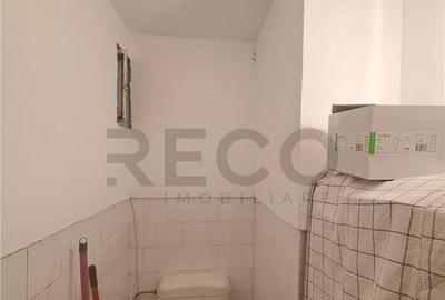 RECO Apartament cu trei camere decomandat - 17