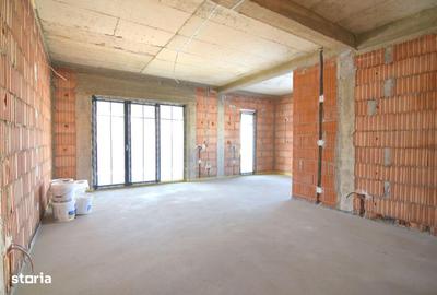 Casă cu 5 camere cu Teren 350 Mp în Sud - 3