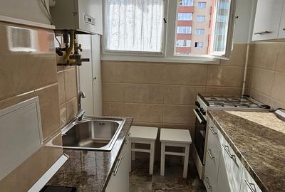 Garsonieră decomandată în Astra - 6