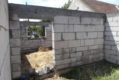 Casă cu 4 camere în Lunei - 14
