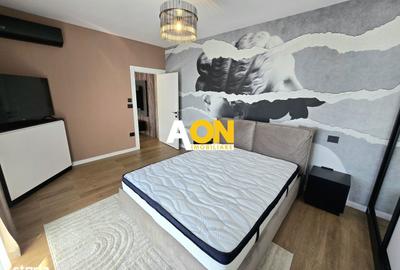 Apartament cu 2 camere semidecomandat, mobilat în Cetate