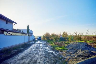 Teren langa case cu dubla deschidere si utilitati aproape - 9