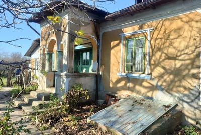 Vand casa batraneasca in sat Craciunei, comuna Radomire?ti, jud Olt - 6
