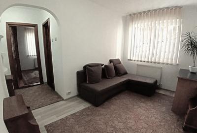 Apartament cu 3 camere semidecomandat în Central - 7