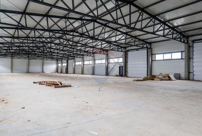 Spațiu industrial, de 1,800 mp, în Est - 7