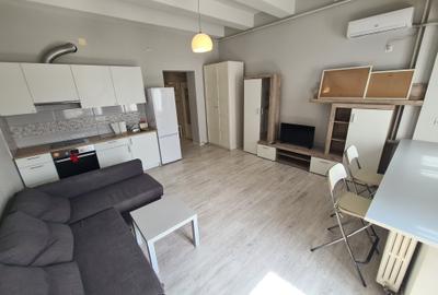 Garsonieră semidecomandată, mobilată în P-ța Universității - 7