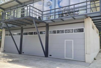 Spațiu comercial, de 240 mp, în Central - 3