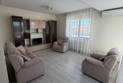 Apartament cu 2 camere decomandat în City Park Mall
