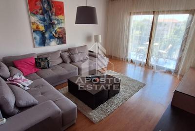 Apartament cu 3 camere decomandat, mobilat în Aradului